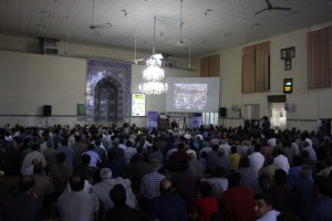 جمعه جار در مسجد جامع فین 